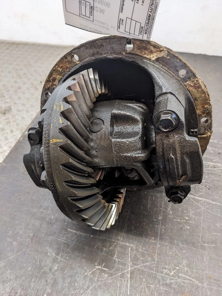 Rear Axle 4 Cylinder 2WD Non-locking Fits 88-89 NISSAN PICKUP 1172500 - Image 3 of 4