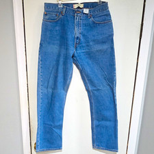 Levi's Men's 500 Series Regular Fit Straight Leg Medium Wash Blue Denim Jeans