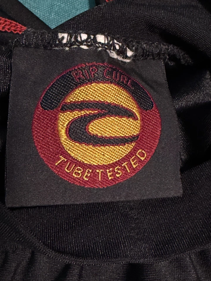 RIP CURL WET SUIT Rash Guard Surf Camiseta Negra Juvenil Vintage Etiqueta Talla Desconocida Foto 3 de 4