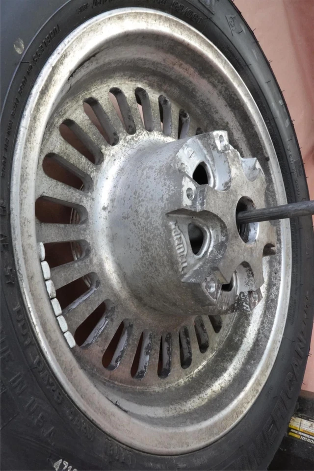 2013 07-17 TRIUMPH ROCKET III TOURING Rear DUNLOP Tire Rim Wheel 180/65 B16 - Image 3 of 4