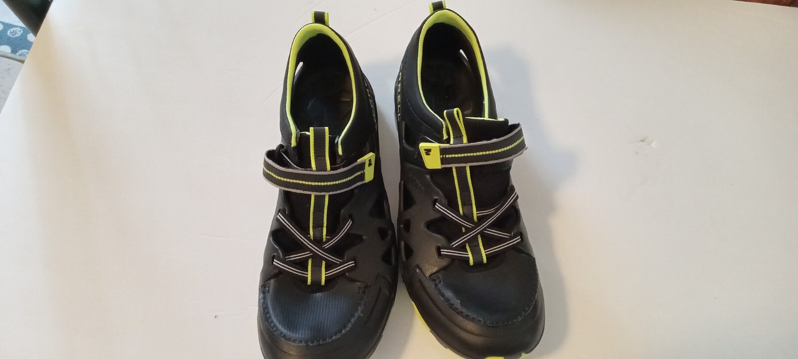 Merrell Hydro scarpe da trekking trail sandali taglia 7 m escursionista pescatore nero lime grn