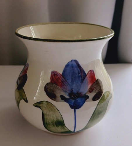 Iden Pottery Rye Mug Small Floral Hand Painted Studio Pottery England - Picture 2 of 5
