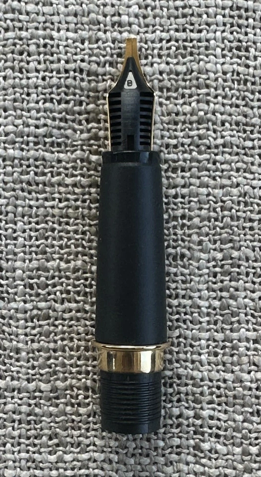 Mint Parker Frontier Fountain Pen Nib/Feed/Section Unit, Broad Italic Stub - Image 3 of 4