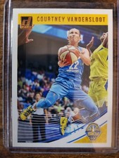 2019 Donruss WNBA Courtney Vandersloot #20 Chicago Sky