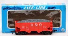 LIFE-LIKE HO Scale Baltimore & Ohio B&O 320835 Hopper w/ Coal Load