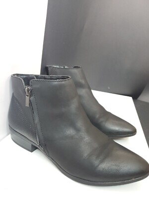 Stone Mountain Black Zipper Up Ankle Boots 9M