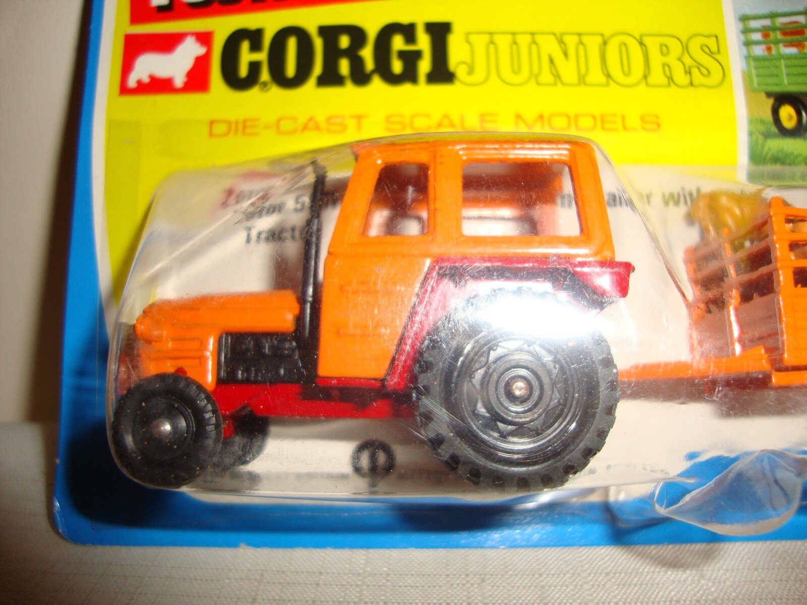 Foto 7 di 9