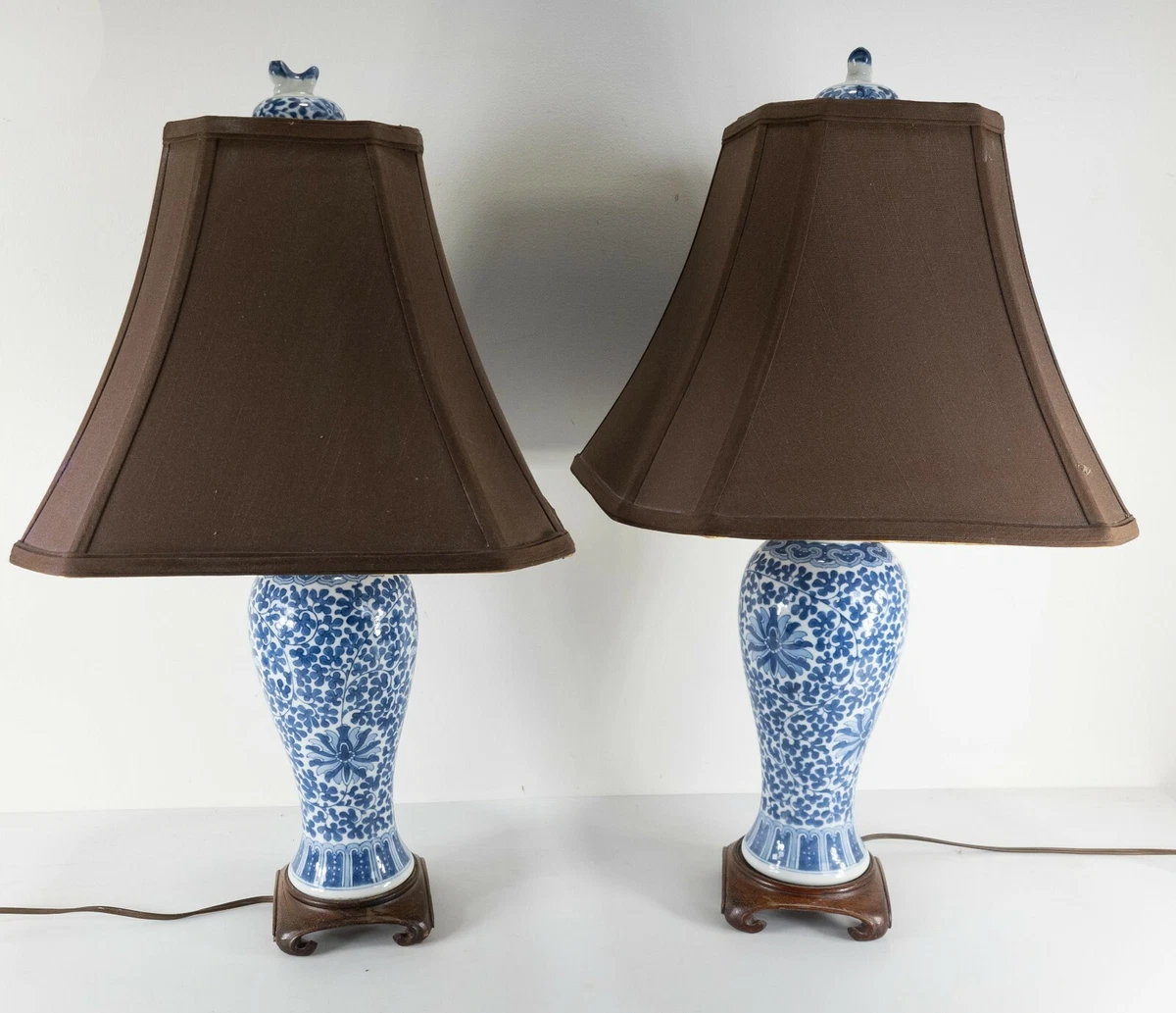 Antique blue outlet and white lamps