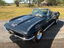 1965 Tuxedo Black Chevrolet Corvette   | C2 Corvette Photo 1