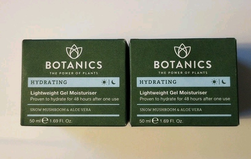 LOTE DE (2) CREMA HIDRATANTE LIGERA BOTÁNICA, 1,69 oz - FUNCIONA 48 HORAS