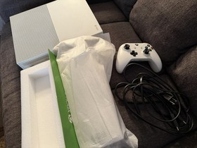 Microsoft Xbox One S Halo Wars 2 Bundle 1TB White Console With Games