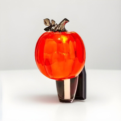 NEW Bath & Body Pumpkin Glow Skull Nightlight Wallflower Plug In HALLOWEEN 2023