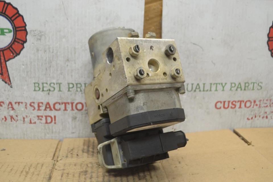 2006-2008 Lincoln Town Car ABS Pump Control OEM 6W132C353AA Module 841-12A7 - Image 3 of 4