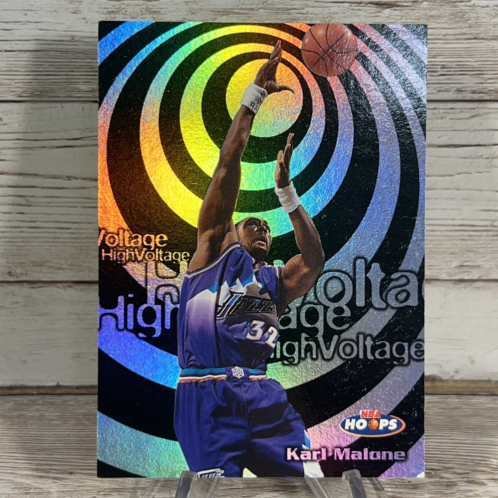 1997-98 NBA Hoops High Voltage Karl Malone Utah Jazz #20HV HOF