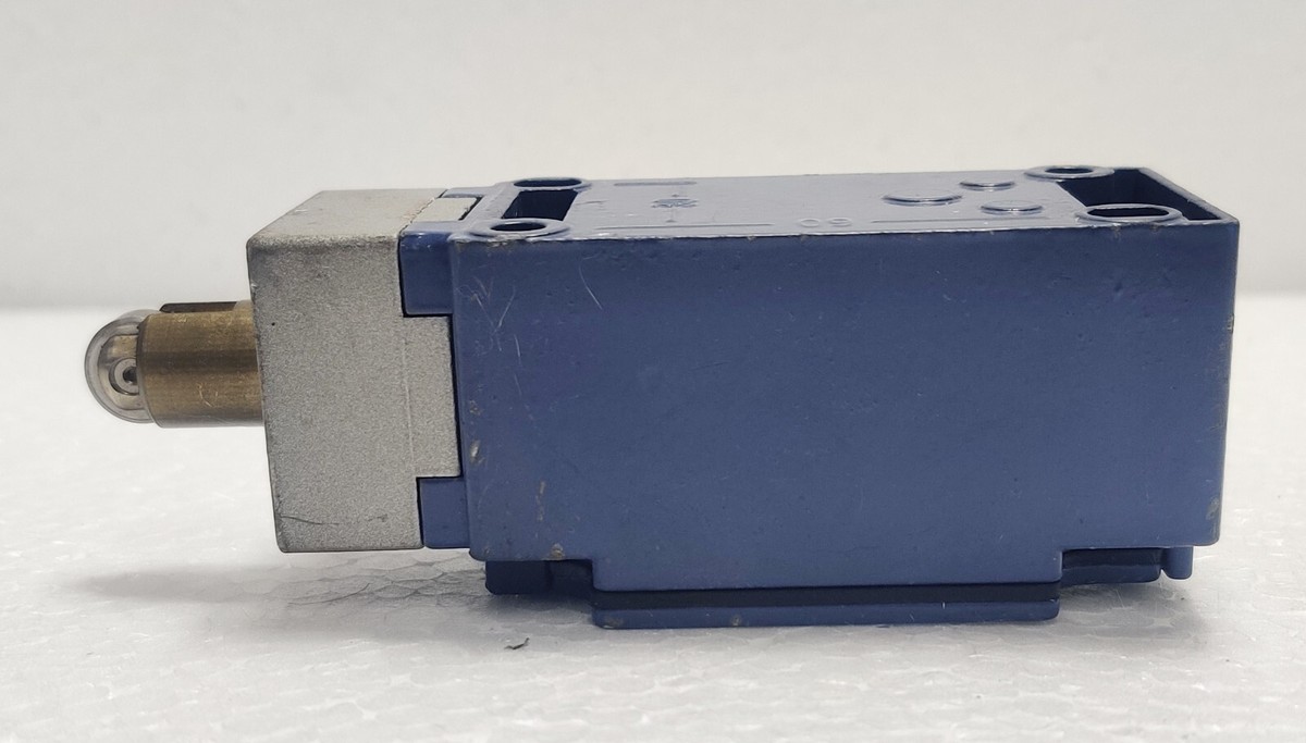 1500C ブルー abu 1500C ブルー