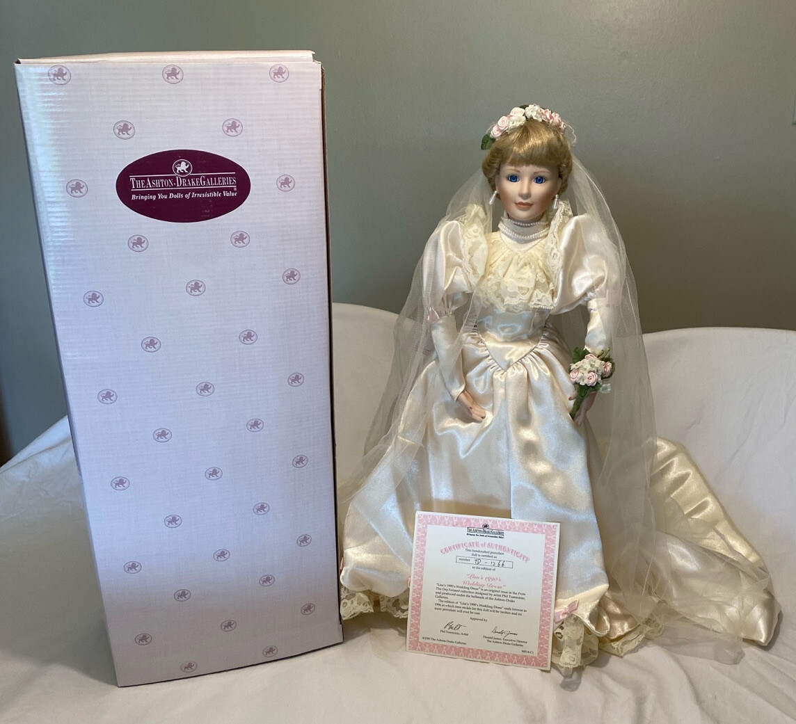 The Ashton Drake 1990s Lisa's Wedding Dress Bridal Doll W/COA