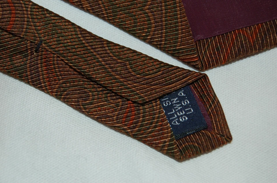 Joseph & Lyman Marrón Seda Hecha Exclusivamente para Corbata Bloomingdale's Hecha en EE. UU. Foto 4 de 4