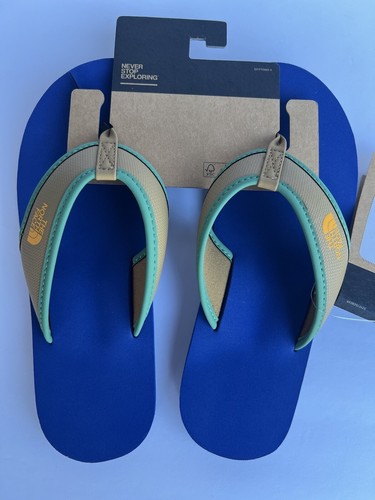 The North Face Kids Base Camp Flip-Flop TNF Blue/TNF Brown, Are Different Sizes - Picture 2 of 15
