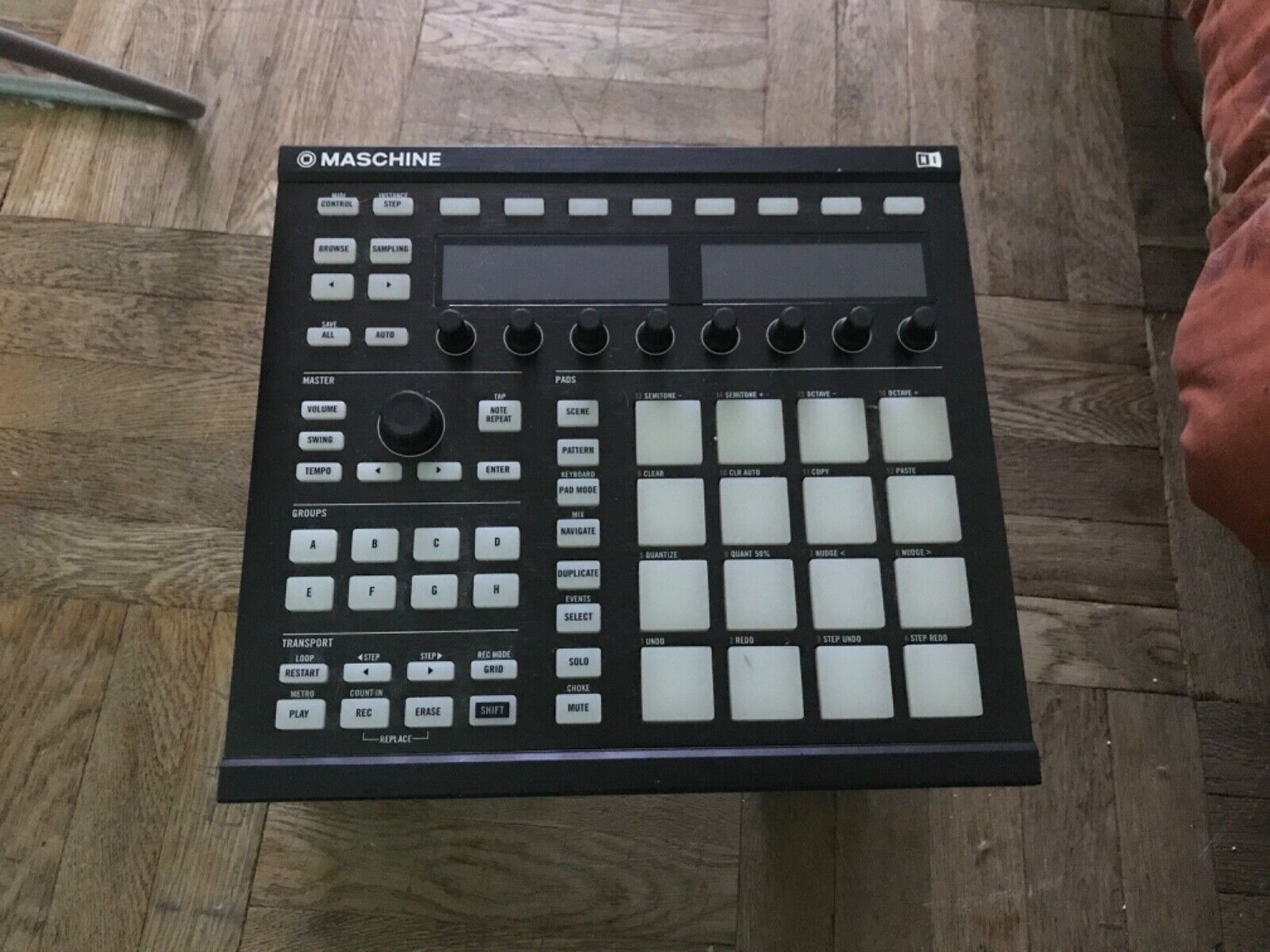 Native Instruments Maschine MkII