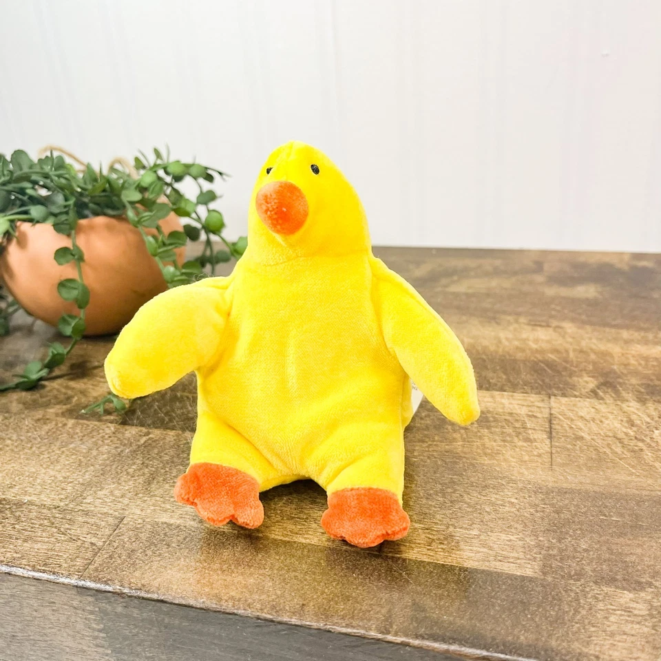 The Manhattan Toy Company 1996 5 in. Yellow Duck Bean Vintage Plushie RARE - Image 4 of 4