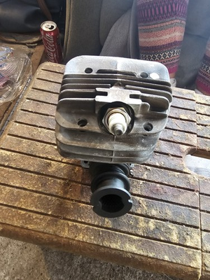 #ad True Stihl 066 Redlight Redlever Cylinder Came Off Running Saw Cylinder Looks $175.00