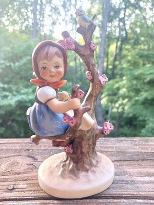 Vintage Goebel Hummel Figurine ''Apple Tree Girl''  141/1  W Germany 6'' Tall