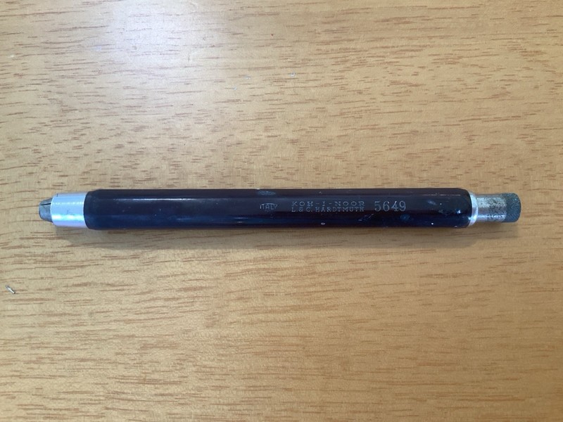 VINTAGE KOH I NOOR 5649 LEAD HOLDER. JUMBLE CLUCH 5.6MM ITALY