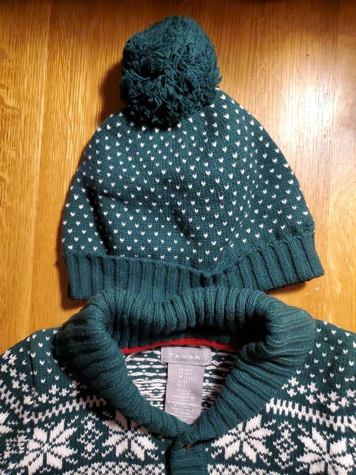 Tahari Fair Isle Niños 24 Mos Verde Navidad Botón Copo de Nieve Cárdigan y Sombrero Conjunto Foto 3 de 4