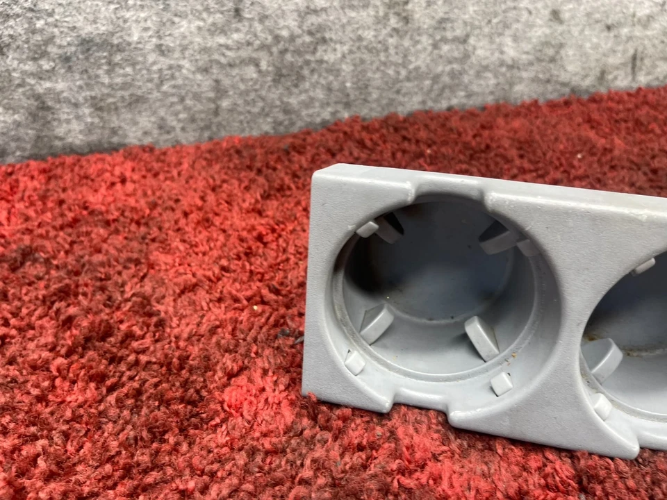 BMW 1999-2006 E46 console central porta-copo acabamento capa fabricante de equipamento original 99K - Imagem 3 de 4