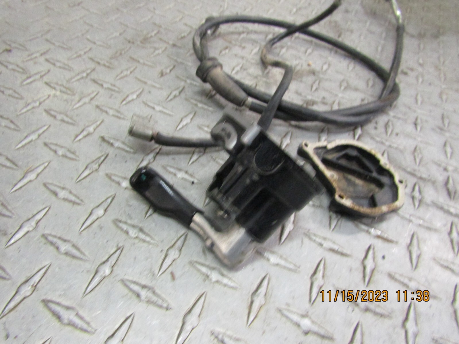 Honda Recon 250 TRX250TM Throttle and Cable with Carburetor Top 834 eBay