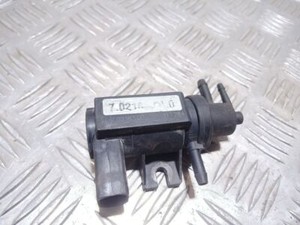 Volkswagen Golf V 2004 Diesel 55kW Turbolader Druckwandler Magnetventil UST80434