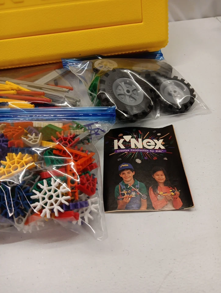 Vintage K'nex Construction Set 1995 Missing Instruction Booklet - Image 3 of 4