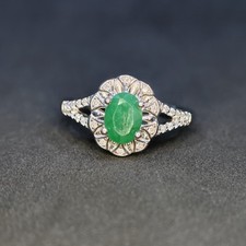 Emerald Oval 7x5 MM Ring size 7 925 Sterling Silver Ring Gift Her.