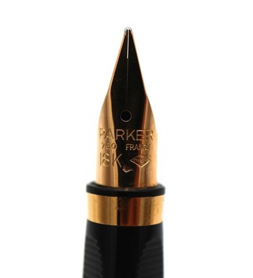 1983 Parker Premier Fountain Pen, Chinese Lacquer 18K 