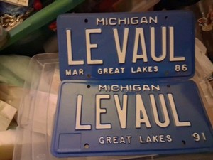 1986 & 1991 Michigan Metal  License Plates Great Lakes  LE VAUL Pair 2 Dif Yrs.
