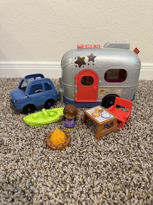 Fisher Price Little People Light Up Learning Camper Camping Set