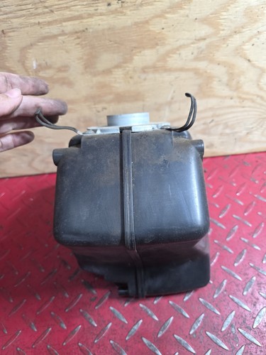 2008 Suzuki GS500F Air Box - Foto 3 di 8