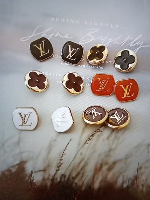 12   Pc   Designer Button L V  Button  Gold Tone 18 Mm 