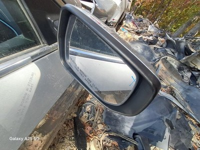 Used Right Door Mirror fits: 2019 Chevrolet Malibu Power VIN Z 4th digit New Sty