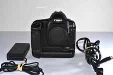 Canon EOS 1D Mark II 8.2MP Digital SLR Camera Body w/DCK-E1 DC Coupler Kit