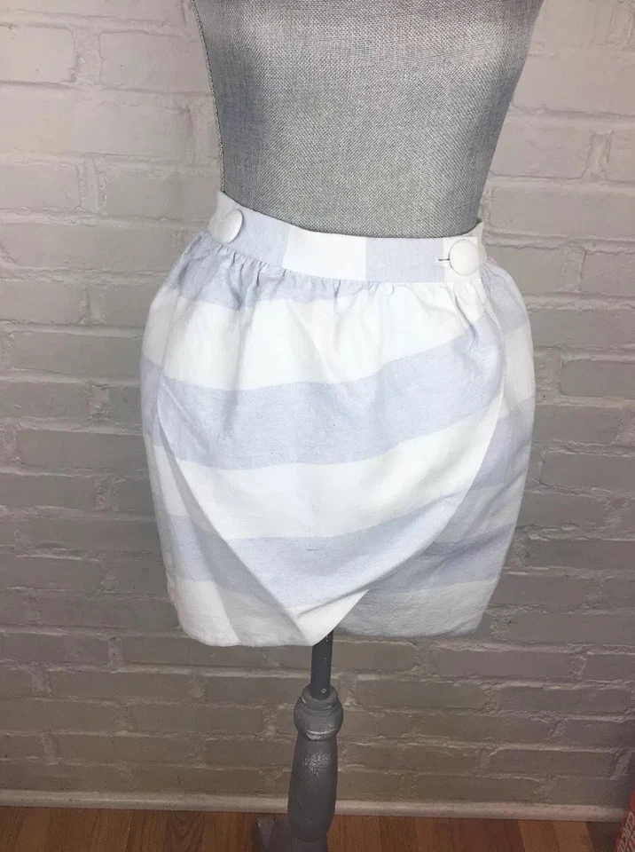 Harvey Faircloth Women Size 4 Tulip Wrap Skirt Blue&white Striped - Image 3 of 4