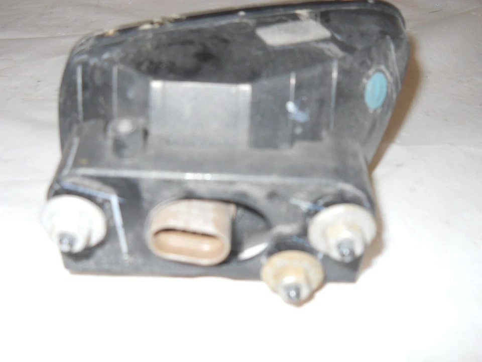 FARO ANTINIEBLA LADO CONDUCTOR CHEVROLET TRAILBLAZER LH 2002 2009 Foto 2 de 3