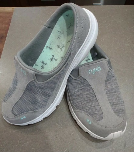 women's air jordan retro 1 mid se premium casual shoes