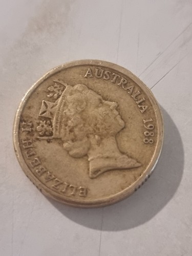 Rare $2 Dollar Coin Australian 1988 HH initials | Free Delivery - Picture 5 of 6