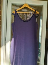 Yessica ( C & A ) ~ dunkel violettes & ärmelloses Damen Kleid M 