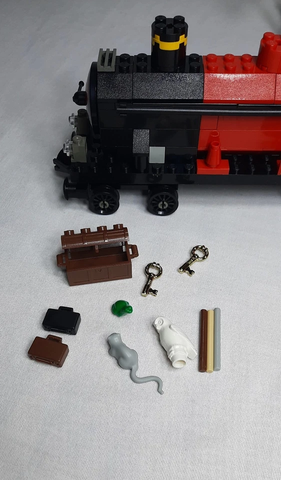 LEGO 4708 Harry Potter Hogwarts Express 100% Completo con Instrucciones Foto 4 de 4