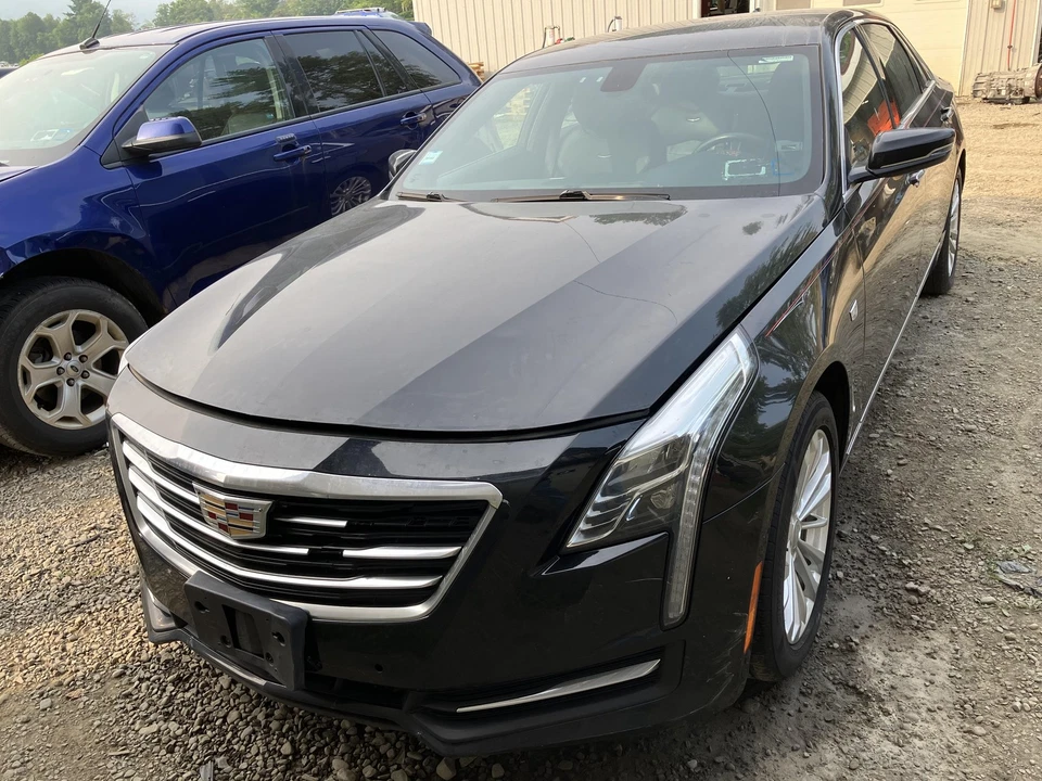 Motor soplador 17 Cadillac CT6 Foto 2 de 4