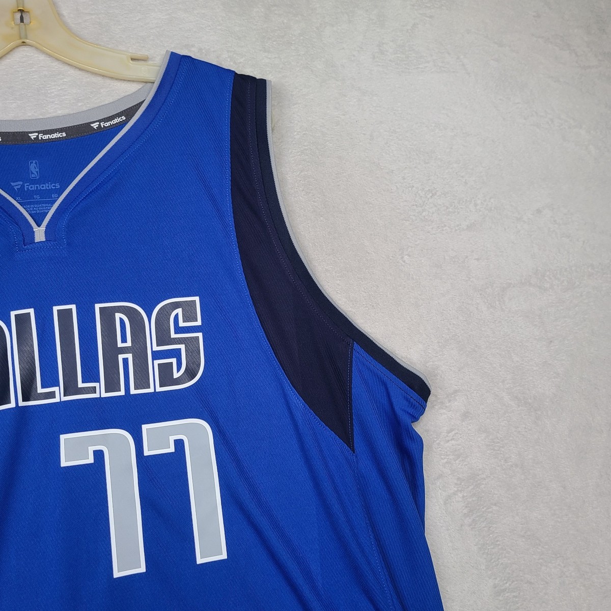 Luka Doncic Men's XL Fanatics Blue NBA Basketball Jersey #77 | eBay