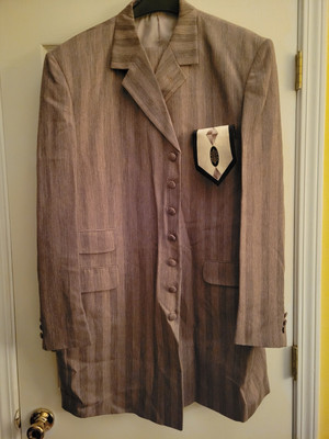 ALBERTO CELINI Light Plum Suit -- Long Coat & Pants w/Tie - 52L/47L