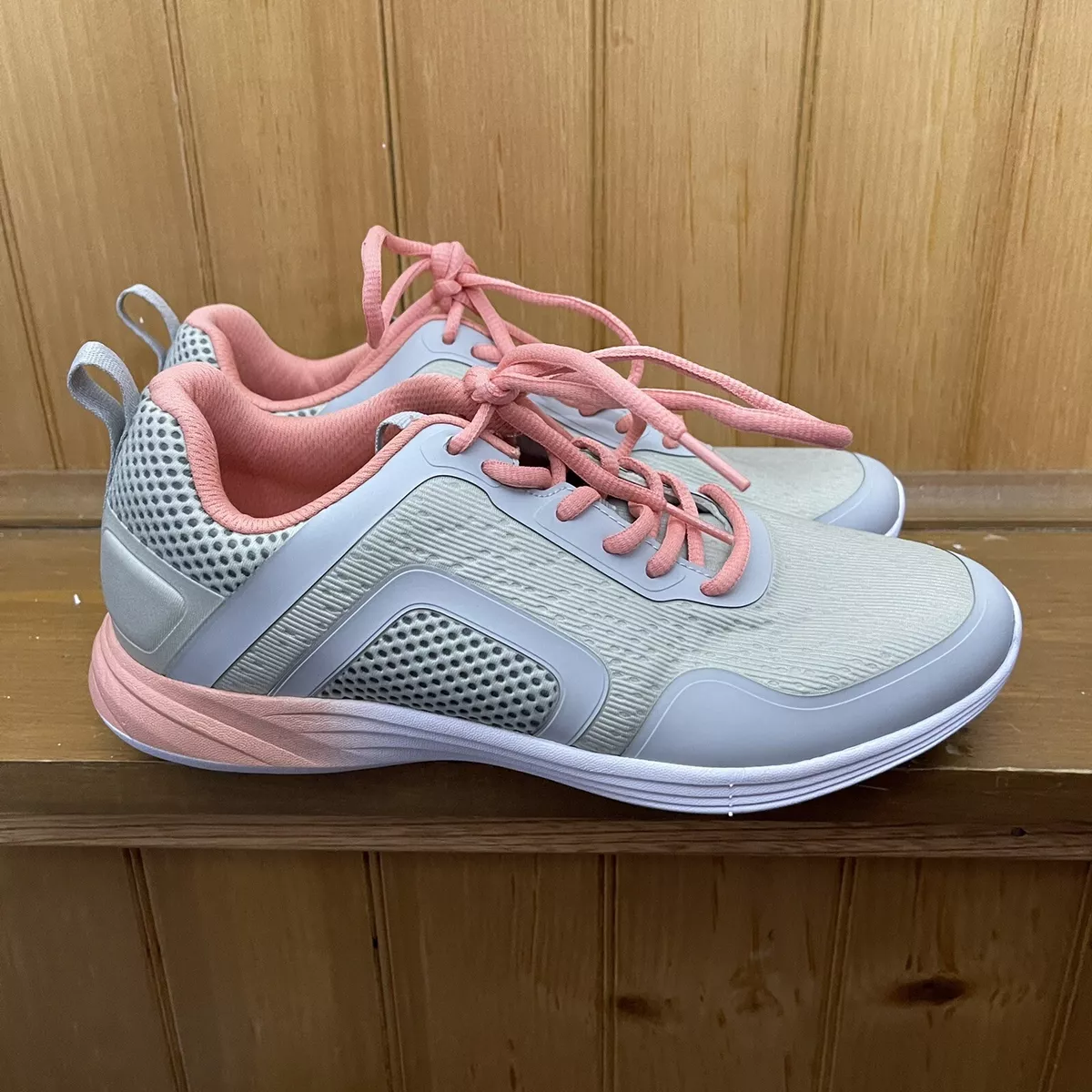 Vionic pink store sneakers